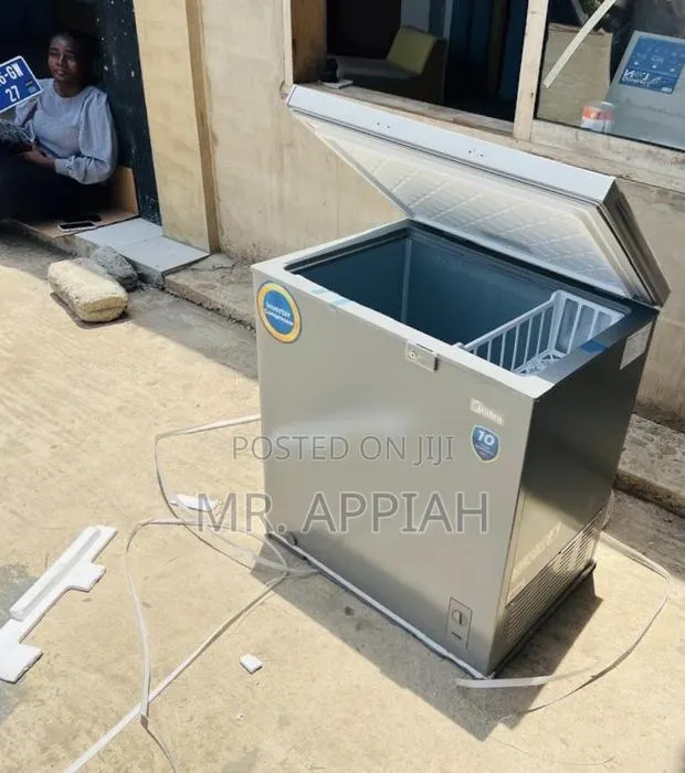Purchase Affordable Midea 1 Door Electric Chest Freezer(198l) · Photo 1