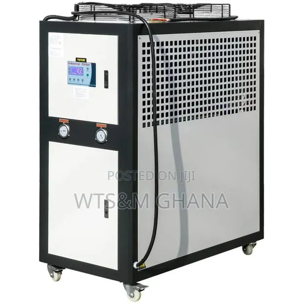 Industrial Chiller · Photo 1