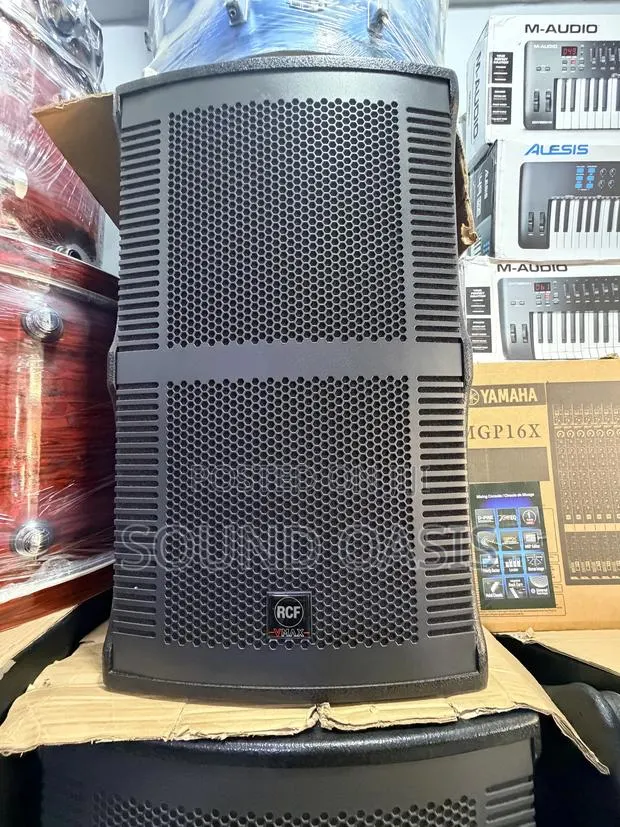 RCF Vmax Series Professional Passive Loudspeaker · Photo 1