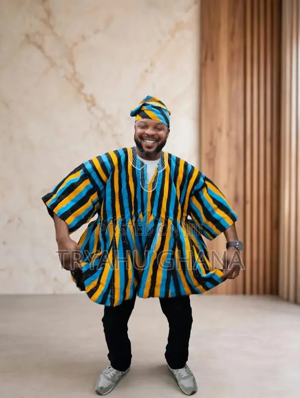 Yellow- Blue Handmade Ghanaian Smock Tops for Men | Tryahu · Photo 1