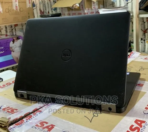 Laptop Dell 8GB Intel Core I5 SSD 128GB · Photo 1