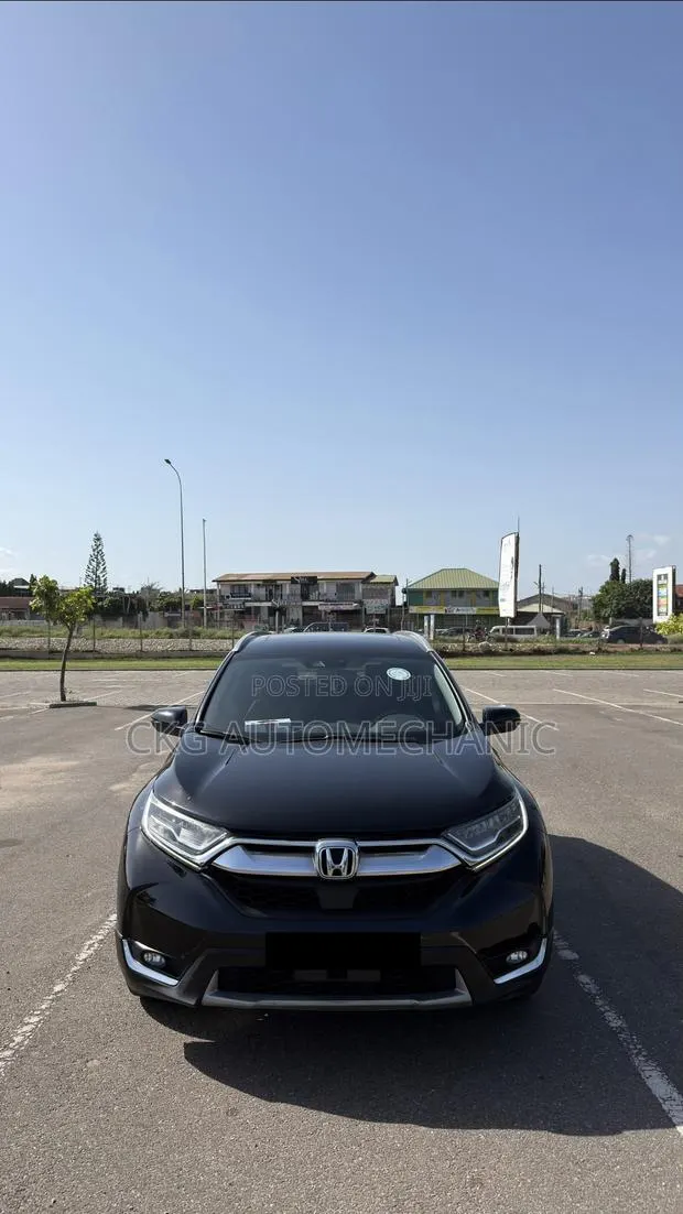 Honda CR-V Touring AWD 2019 Black · Photo 1