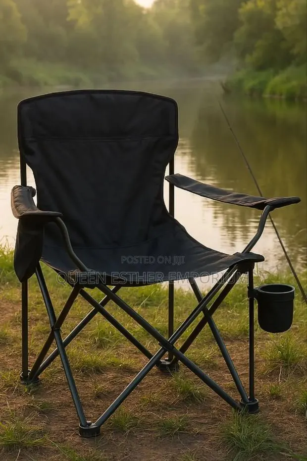 Foldable Relaxed Chair · Photo 1