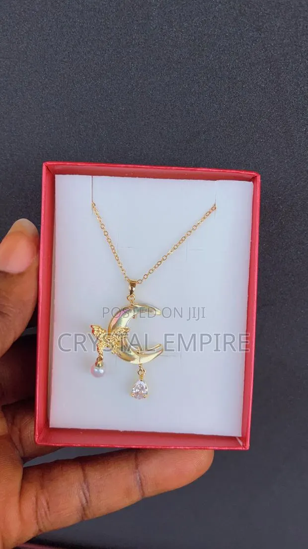 Fashion Necklace · Photo 1