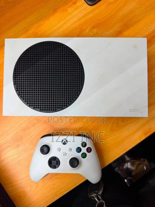 Xbox Series S · Photo 1