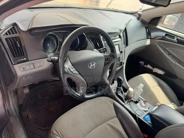 Hyundai Sonata 2014 Silver · Photo 1