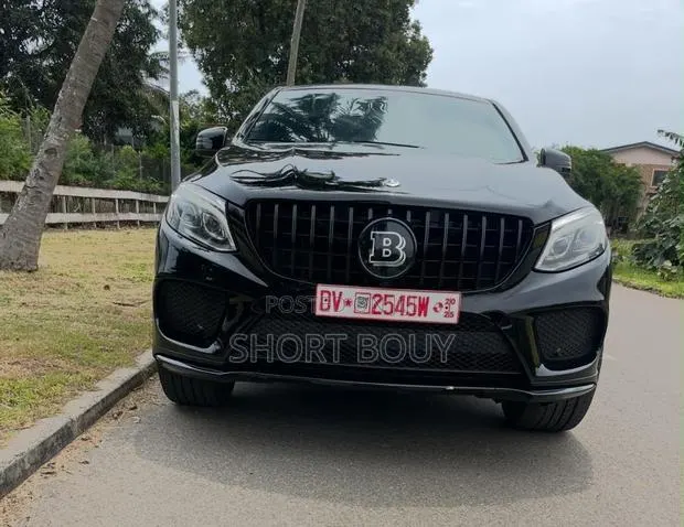 Mercedes-Benz GLE-Class 2016 Black · Photo 1