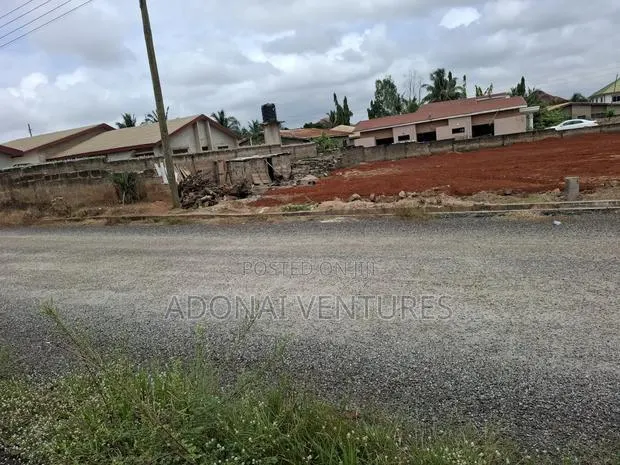 Full Plot of Land for Sale in Daban · Photo 1