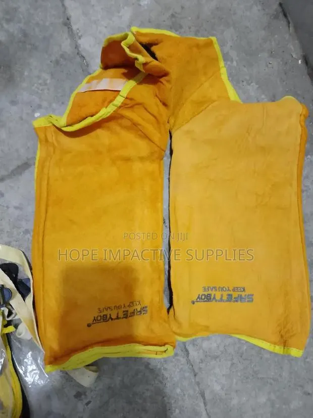 Welding Leather Spats (High Quality) · Photo 1
