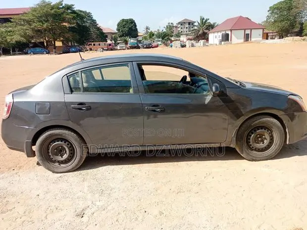 Nissan Sentra 2.0 2008 · Photo 1
