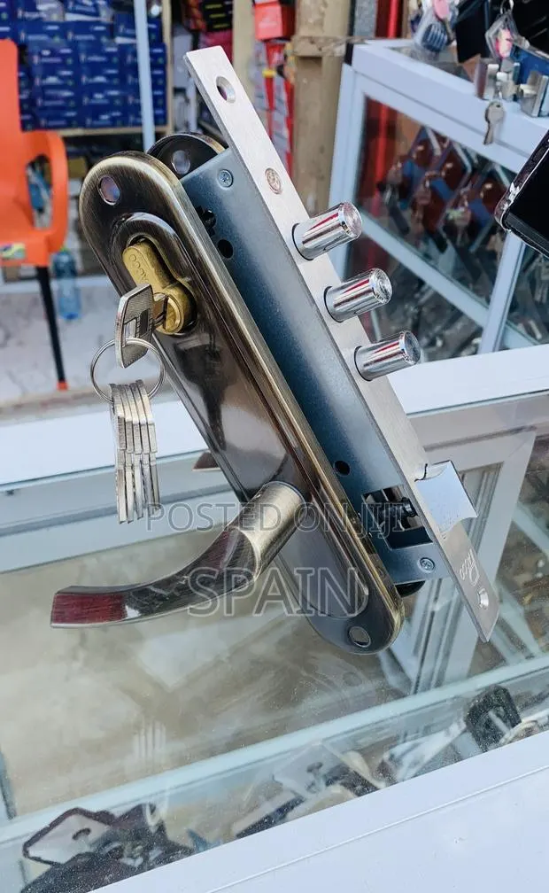 Pacco Door Locks With Cylinders (Door Lock) · Photo 1