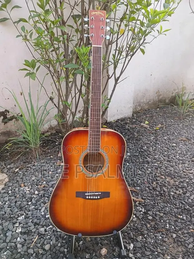 Obong Acoustic Guitars Est.1975 · Photo 1