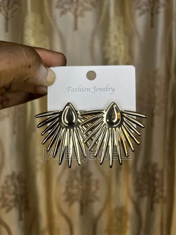 Earrings Available · Photo 1