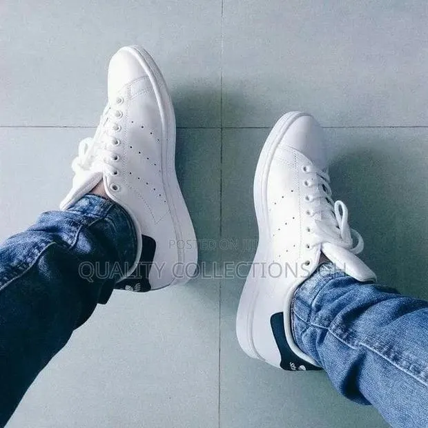 Authentic Stan Smith in Colours · Photo 1