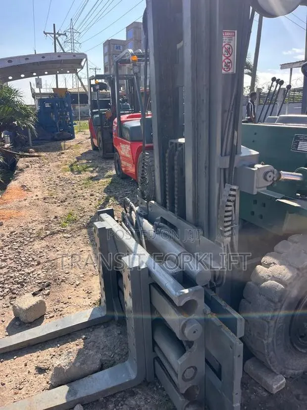 Forklift for Sale · Photo 3
