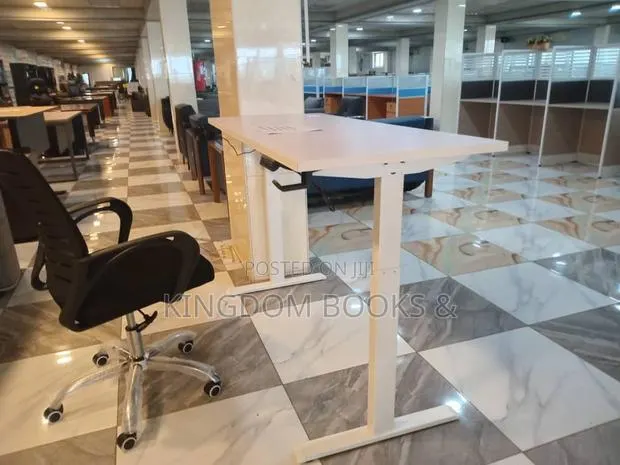 Modern Electric Height Adjustable Standing Desk 1400x600 (TC-IH14) · Photo 1