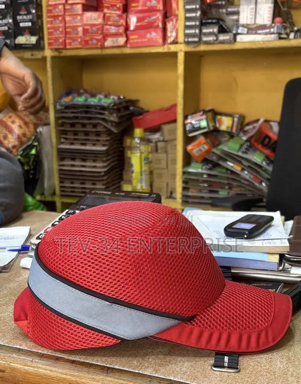 Hard Bump Cap · Photo 1
