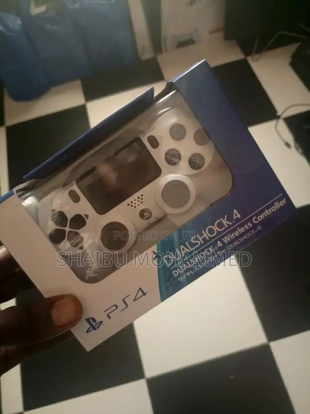 Ps4 Dualshock 4 Controllers · Photo 1