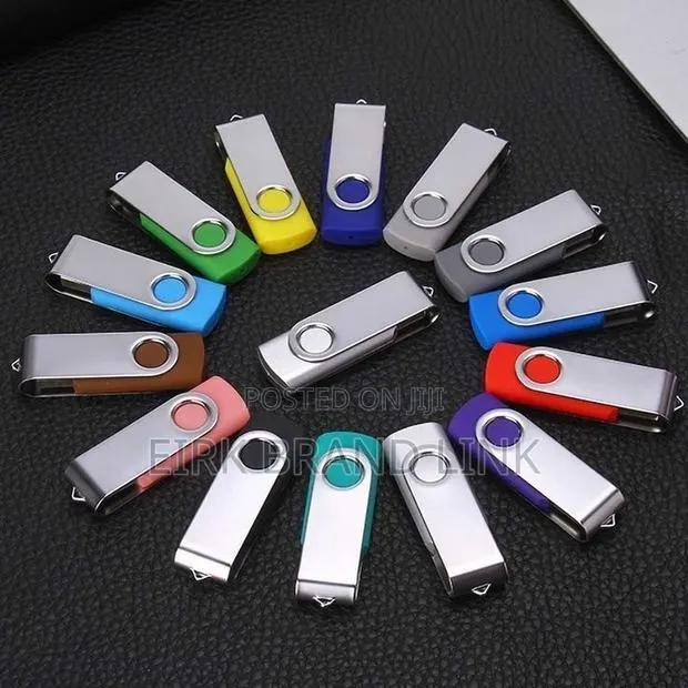 Pendrive Customization · Photo 1