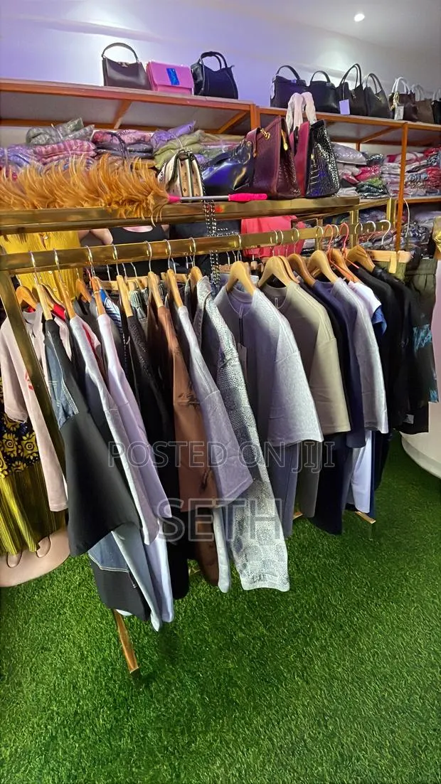 Quality Shirts · Photo 1