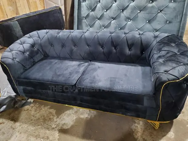 Black Luxury 2 Seater Sofa · Photo 1