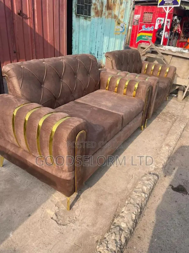 Gold Strip 2in1 Furniture · Photo 1
