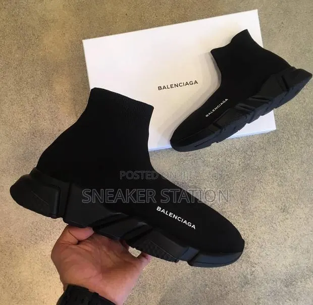 Balanciaga Unisex Speed Trainers · Photo 1