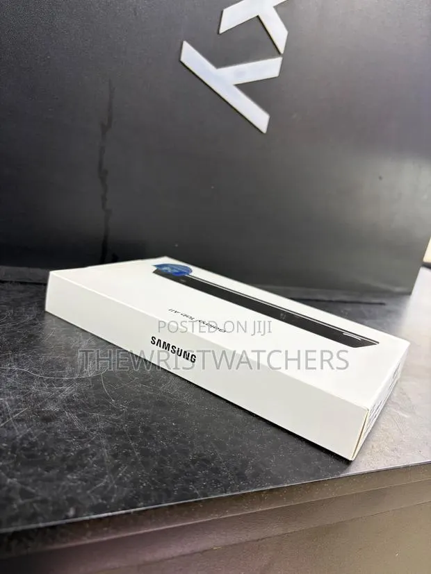 New Samsung Galaxy M11 64 GB Black · Photo 1