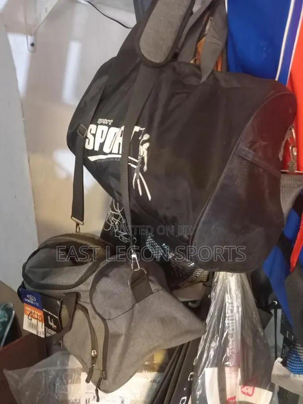Sports Bag New Gym Duffle Bag Basketball Football Pool · Photo 1