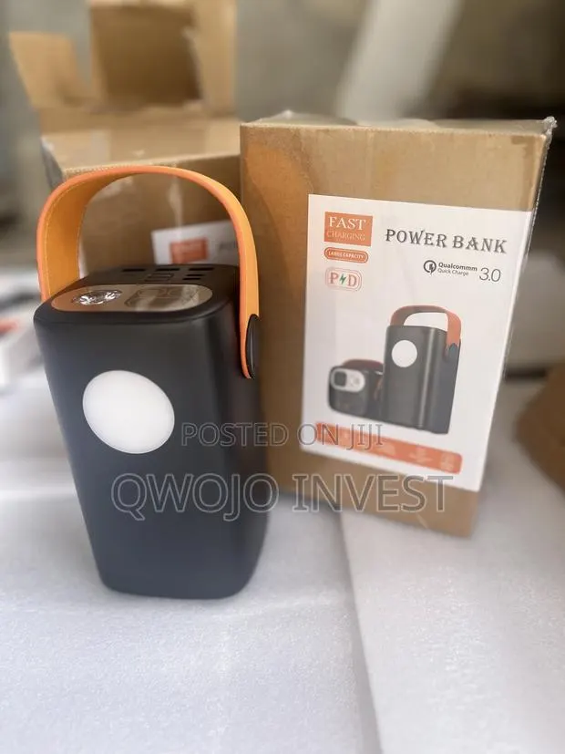 Quick Charge Portable Power Bank With Torch Light 6000mAh · Photo 1