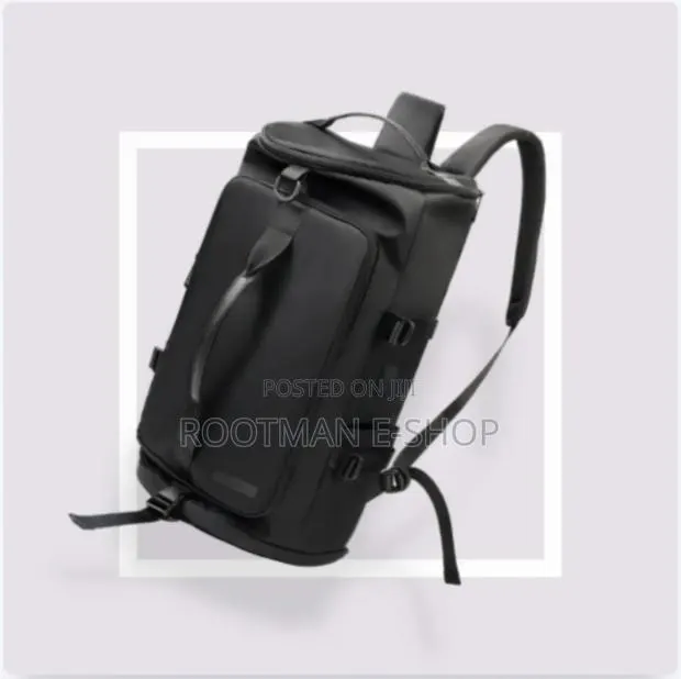 Multipurpose 3 in 1 Type-C Charging Backpack · Photo 1