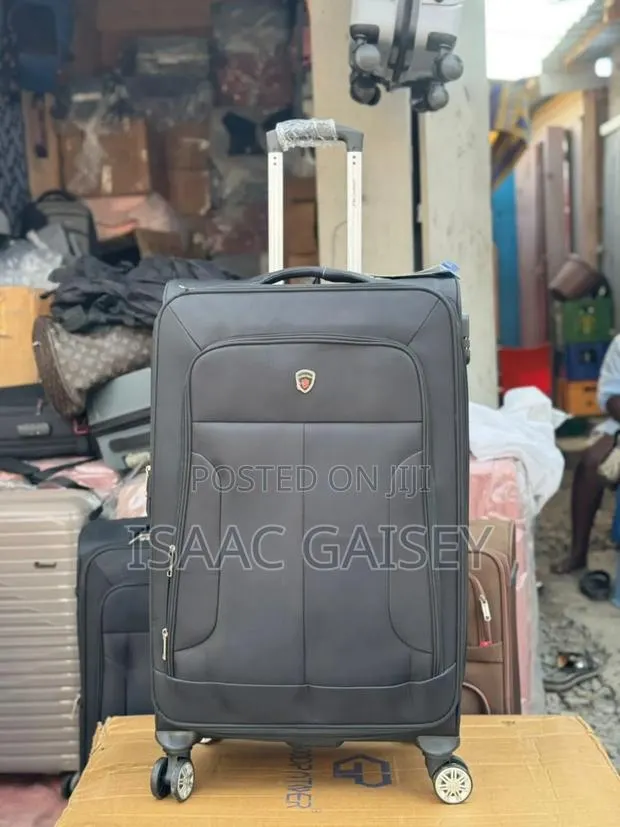 28" Large Size Quality Material Trolling Luggages · Photo 1