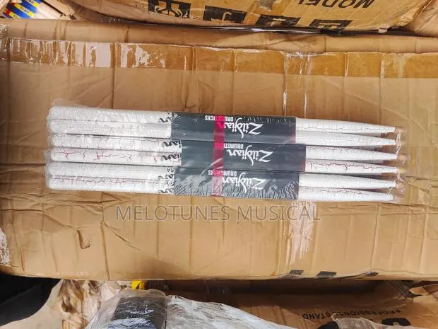 Zildjian 7A Coloured Crackle Drumsticks · Photo 1