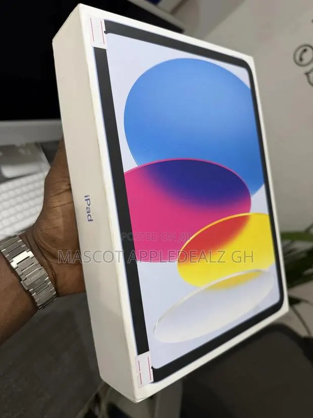 New Apple iPad (2025) 128 GB · Photo 1