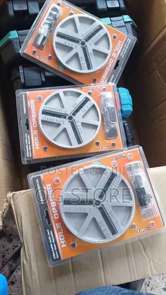 Adjustable Hole Saw or Cutter · Photo 1