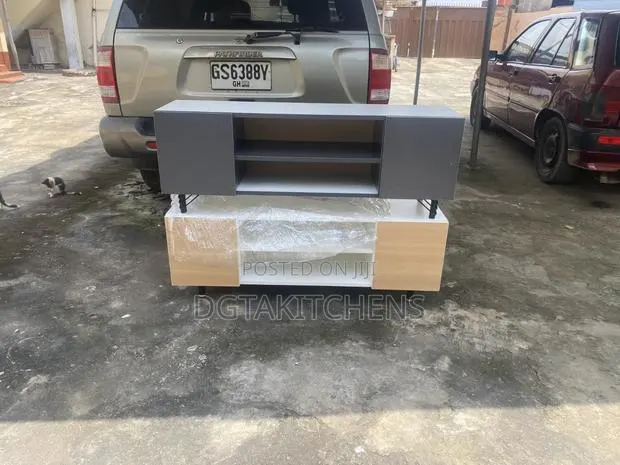 TV Unit Set · Photo 1