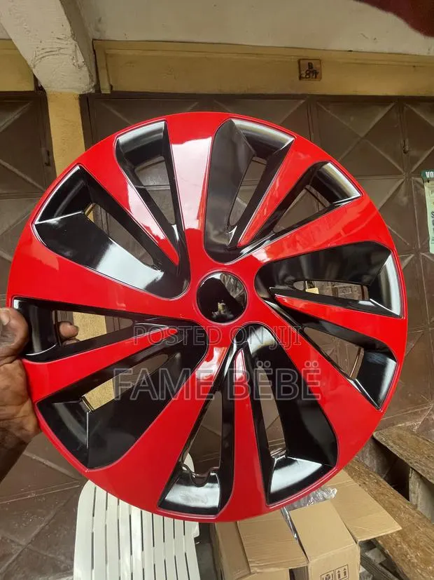 Wheel Cover .Size 17 · Photo 1