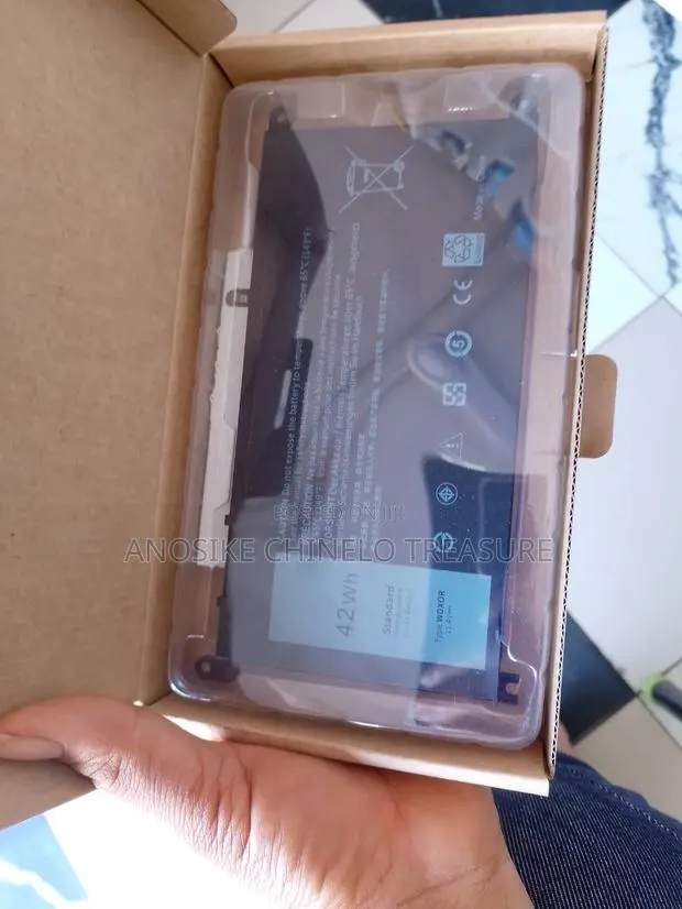 Dell Inspiron 15 5565, 5567, 5568(Wdxor) · Photo 1