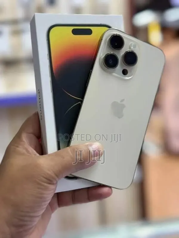 Apple iPhone 14 Pro Max 256 GB Gold · Photo 1