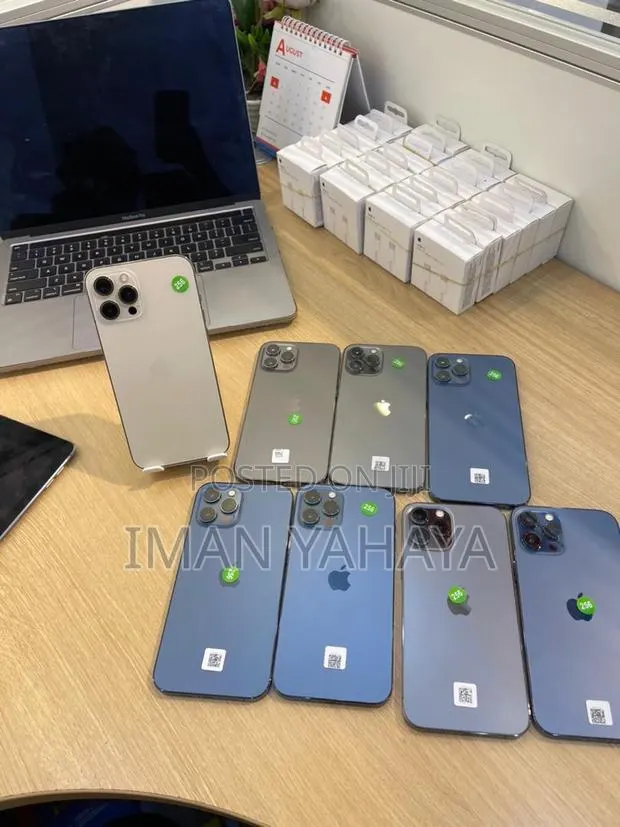Apple iPhone 12 Pro Max 128 GB Blue · Photo 1