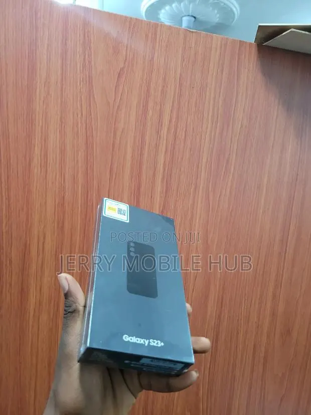 New Samsung Galaxy S23+ 256 GB · Photo 1