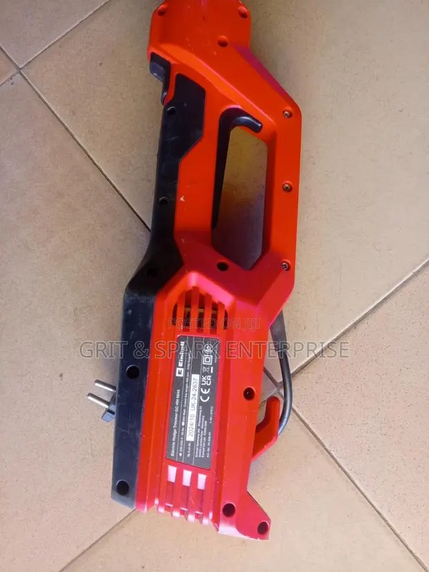 Hedge Trimmer From the Uk 900w(41cm Electrical,brand New) · Photo 3