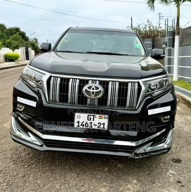 Toyota Land Cruiser Prado 2015 Black · Photo 1