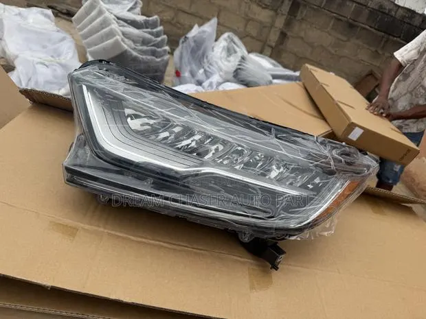 CRV 2019 Headlight Full Led · Photo 1