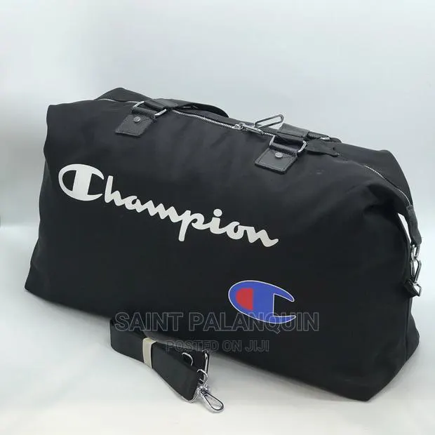 Champion Luggage Bag · Photo 1