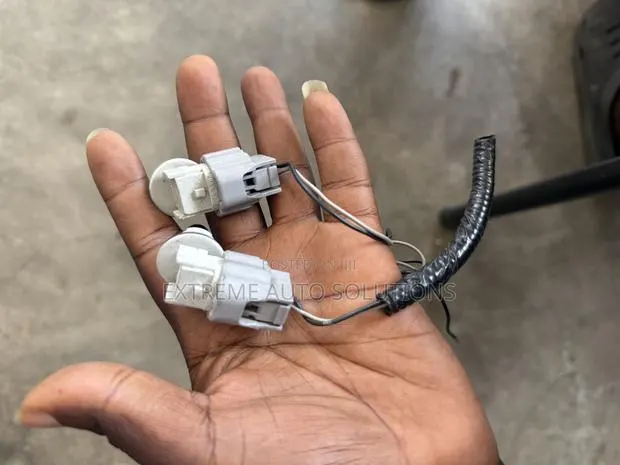 Honda Civic 2017-2022 Fender Light Socket With Bulb · Photo 1