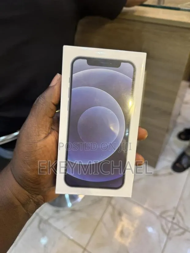 New Apple iPhone 12 128 GB Blue