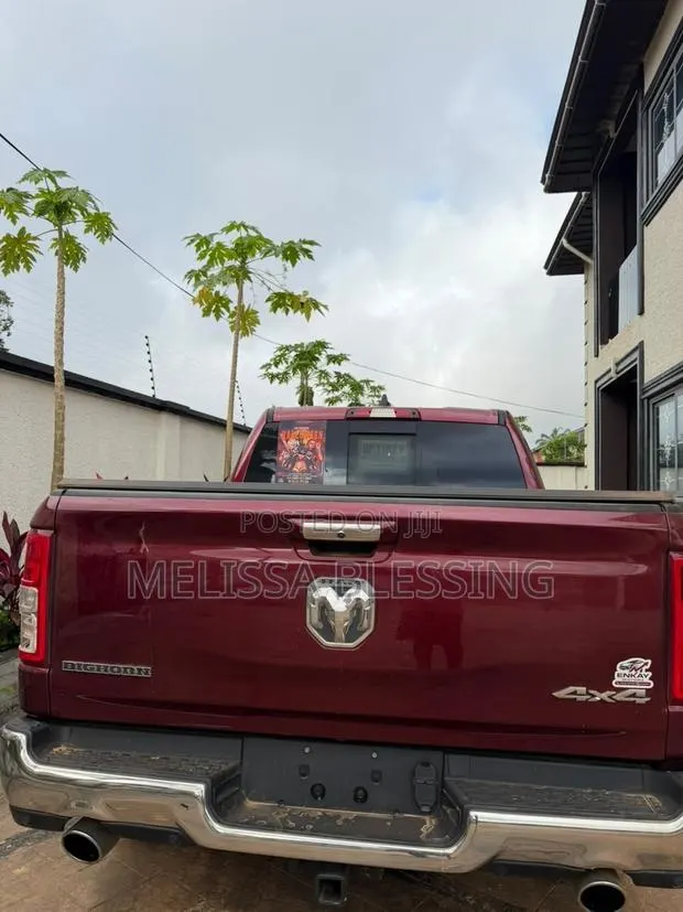 RAM 1500 2020 Burgundy · Photo 1
