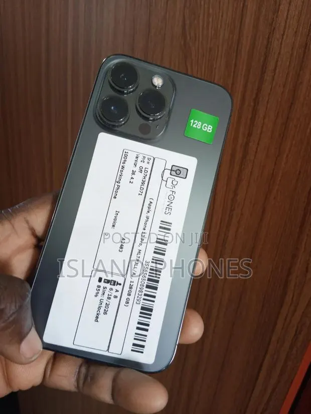 Apple iPhone 13 Pro 128 GB Black · Photo 1