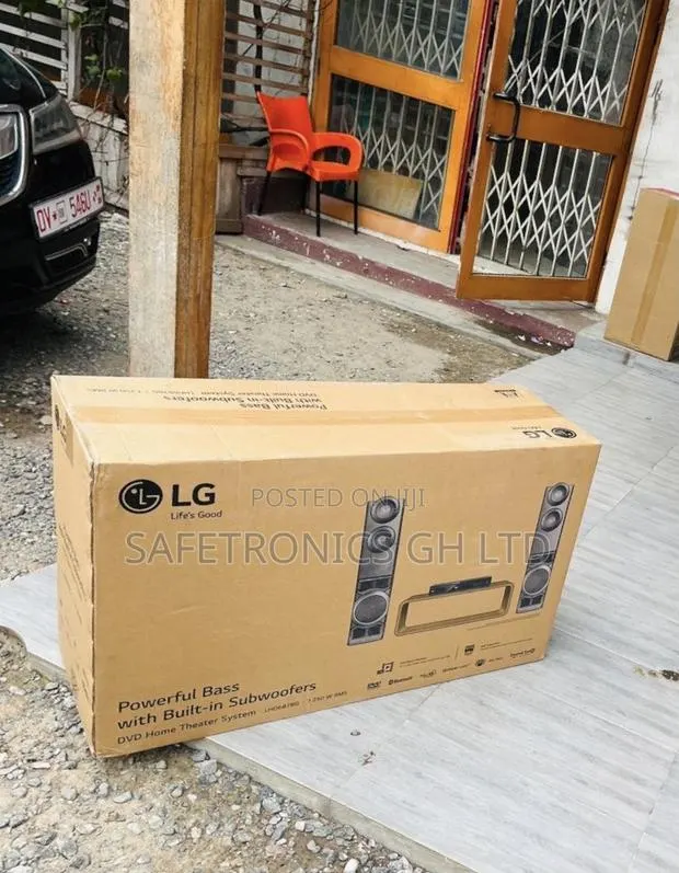 Newly Boxed LHD 687 Bluetooth Lg 5.1ch 1250 Watts Soundbar · Photo 1